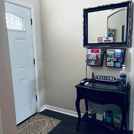 Ruskin Fl Private 2 Bdrm 1 Bath Suite Common Areas Shared With Host And Cat Exterior photo