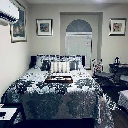 Ruskin Fl Private 2 Bdrm 1 Bath Suite Common Areas Shared With Host And Cat Exterior photo