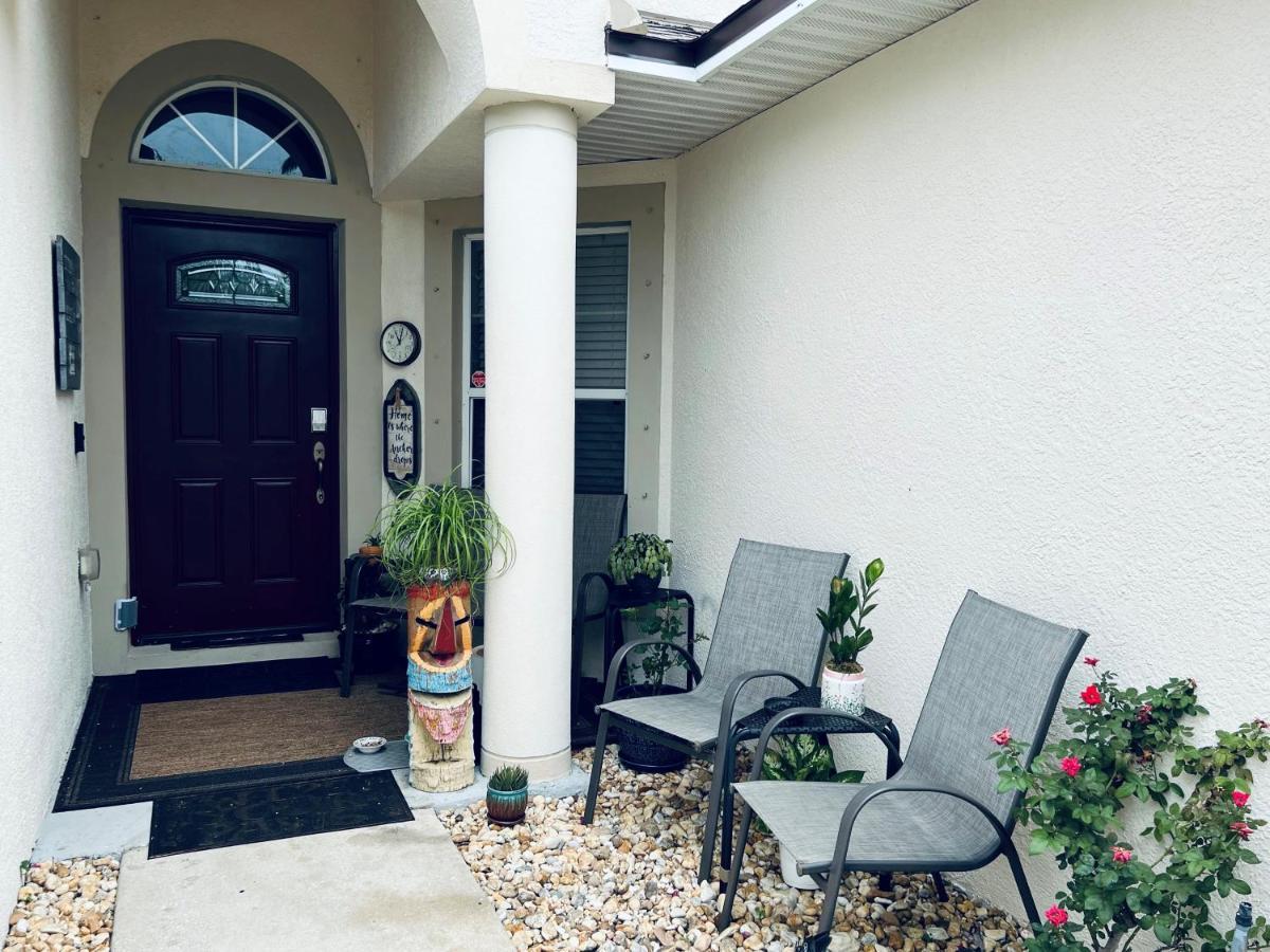 Fl Private 2 Bdrm 1 Bath Common Areas Shared With Host And Cat Ruskin