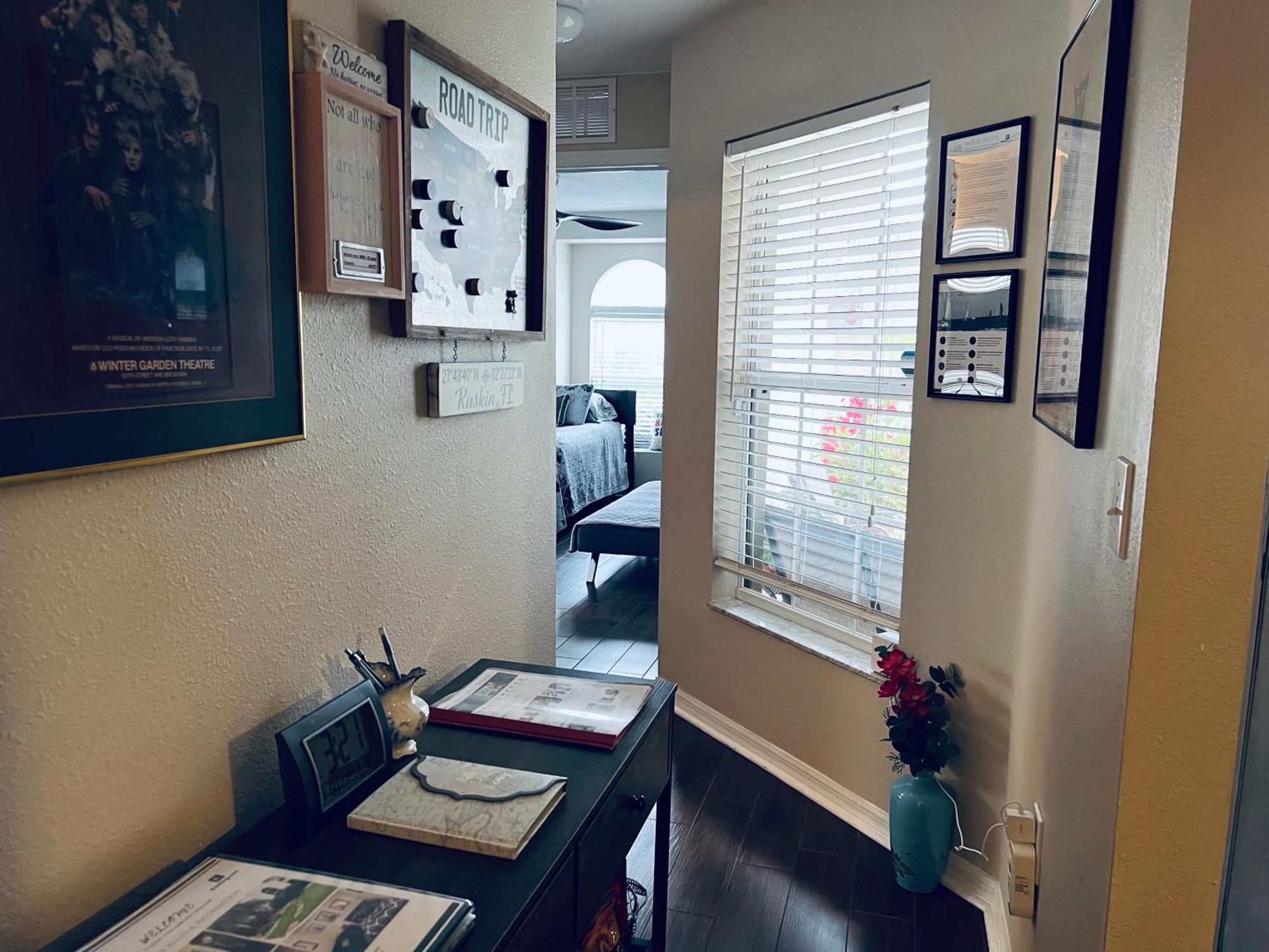 Ruskin Fl 2 Bdrm 1 Bath Suite Host And Cat Share Common Areas Alloggio in famiglia